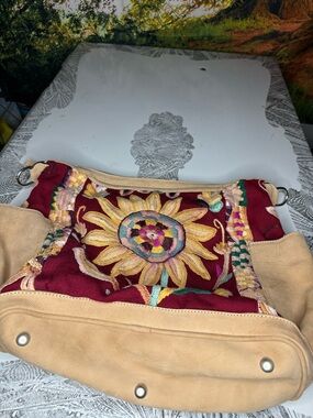Nena & Co. Embroidered Sunflower Shoulder Bag - Burgundy & Beige